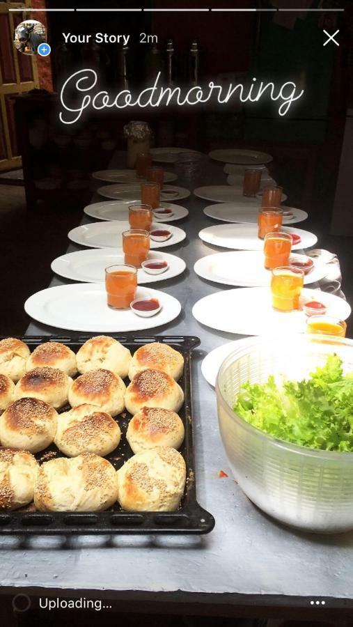 Hotel Yac Donalds Kāgbeni Esterno foto